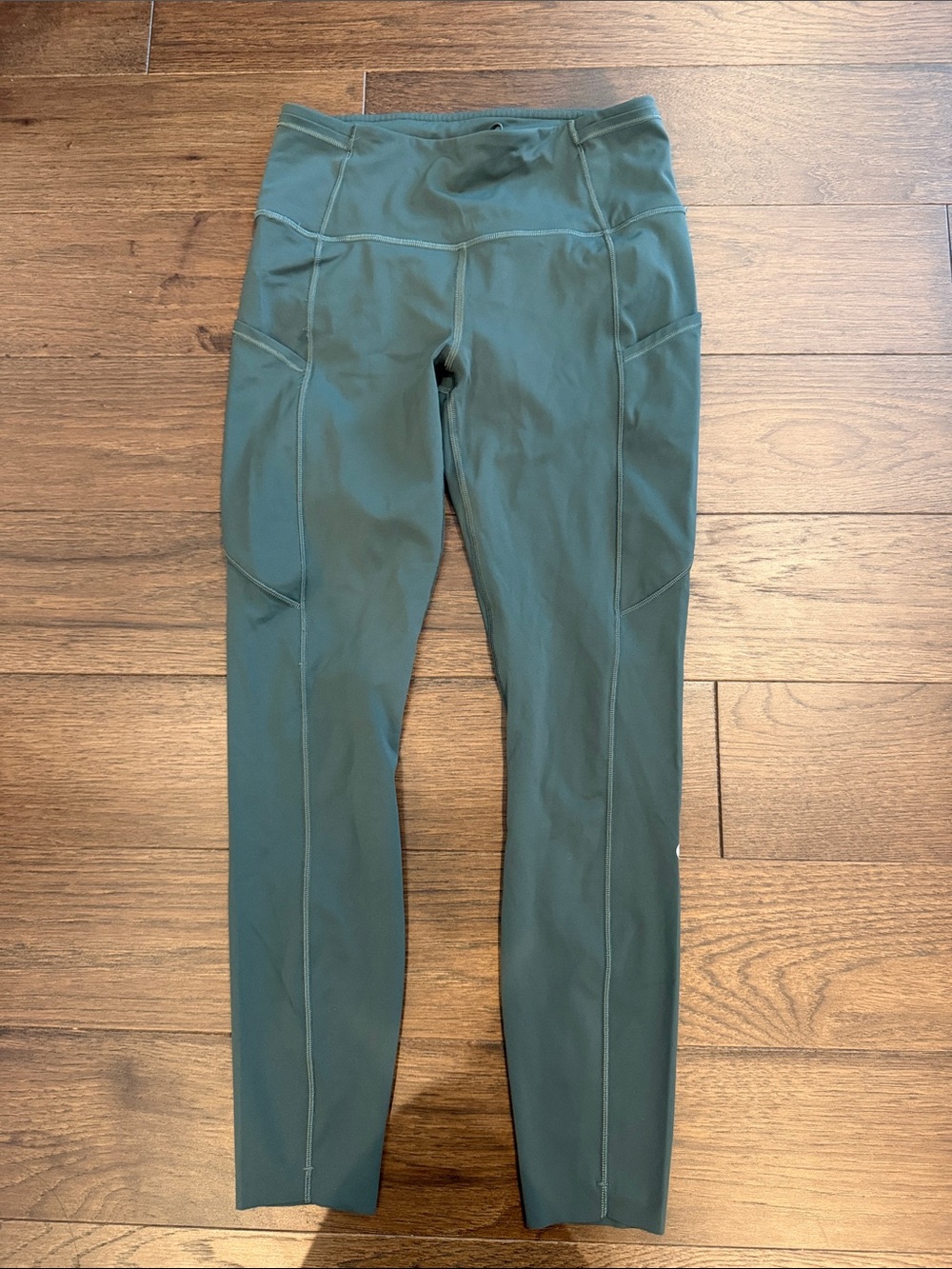 lululemon athletica Fast and Free High-Rise Green Leggings Size 6 - C53-020